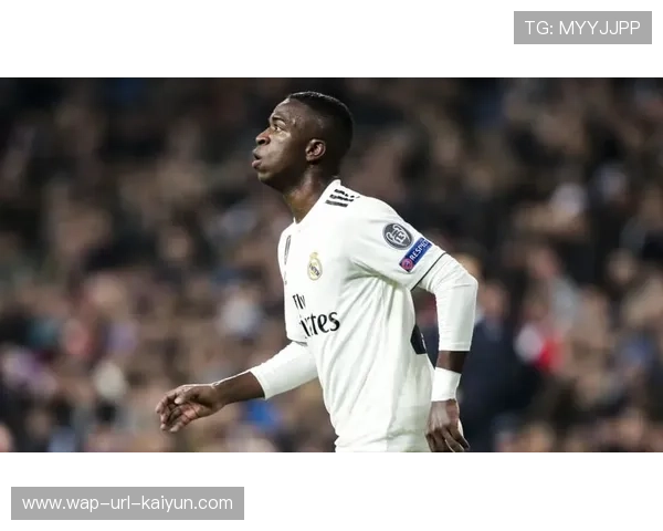 维尼修斯终结尴尬,重回皇马首发阵容!